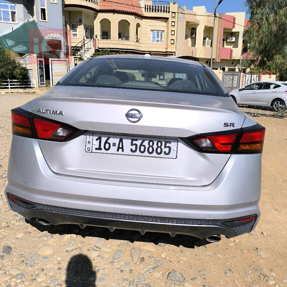 نیسان ئەلتیما